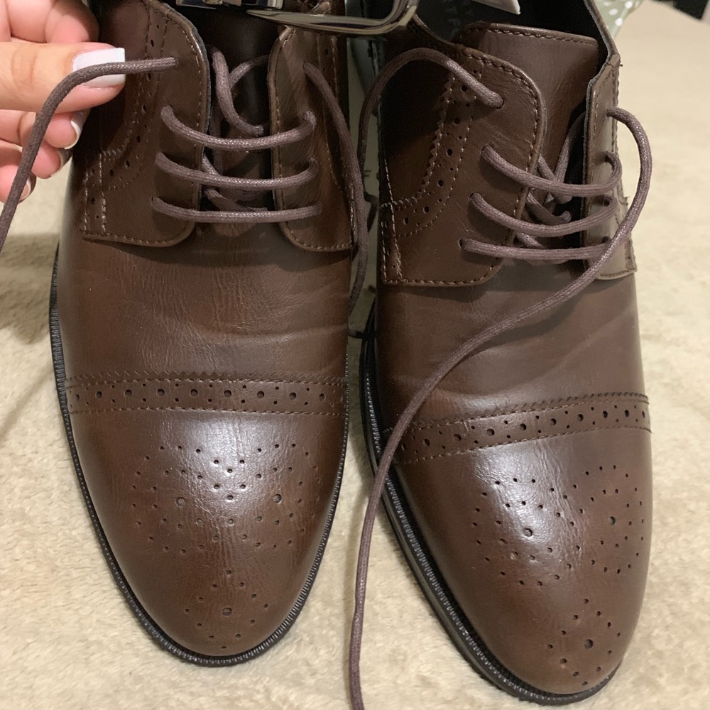 Perry Ellis man shoes size 9